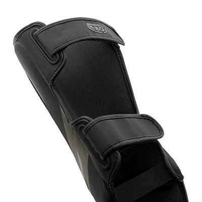 Bad Boy Pro Series Advanced Thai Shin Guards Negro-Verde