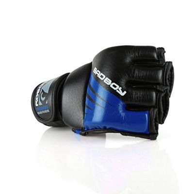 Bad Boy Training Series Impact MMA Gloves Negro-Azul