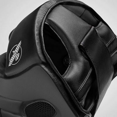 Hayabusa T3 Chinless Boxing Headguard Fekete