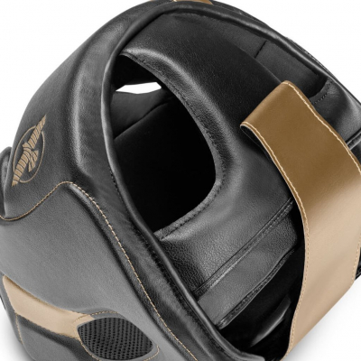 Hayabusa T3 Chinless Boxing Headguard Schwarz-Gold