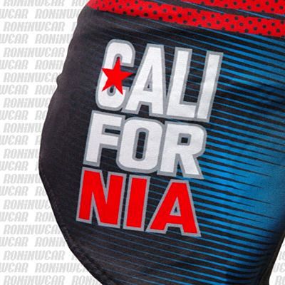 KOARENA Cali Bear Fight Shorts Piros-Kék