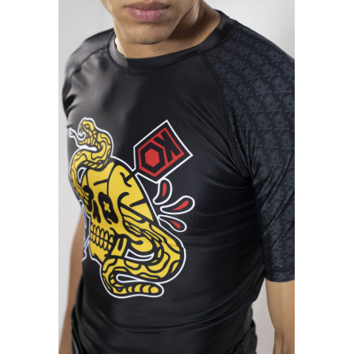 KOARENA Love Fight Rashguard SS Negro