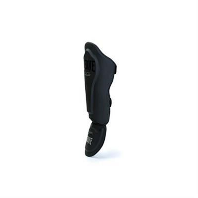 Leone 1947 Black Edition Shinguards Noir