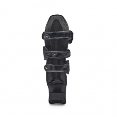 Leone 1947 Espinilleras FLAG Preto