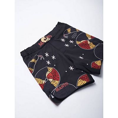 Manto Fight Shorts CORAL Negro