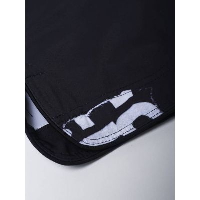 Manto Fight Shorts Torn Schwarz