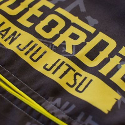 Pride Or Die Hang Loose Fightshorts Gris-Amarillo