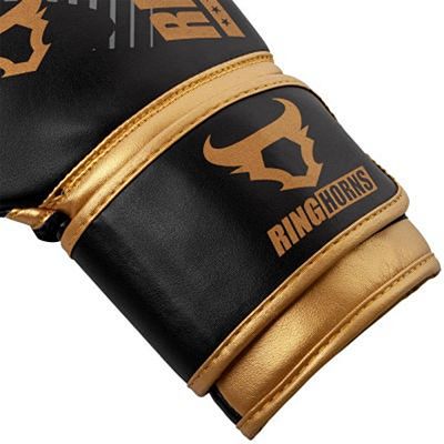 Ringhorns Charger MX Boxing Gloves Nero-Oro