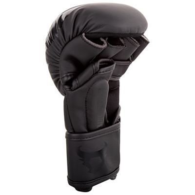 Ringhorns Charger Sparring Gloves Nero-Nero