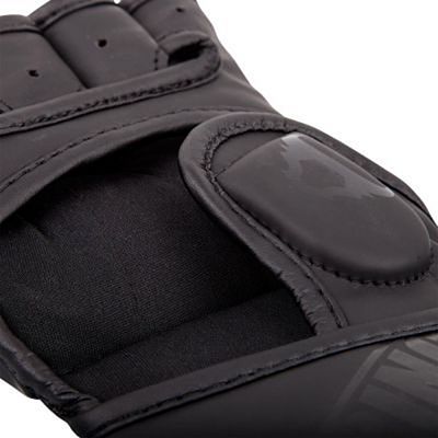 Ringhorns Nitro MMA Gloves Black-Black