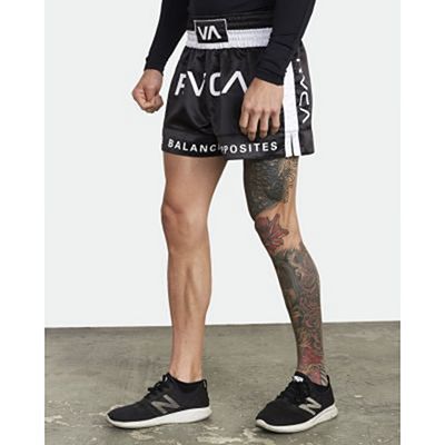 RVCA Muay Thai 15in Shorts Negro