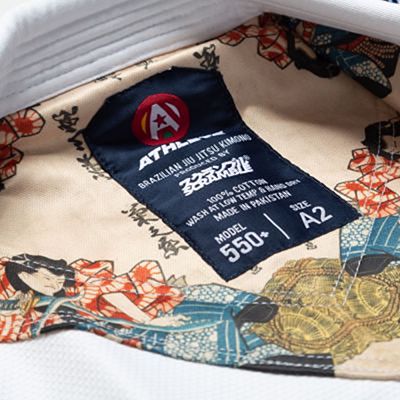 Scramble Athlete Kimono V4 550+ White