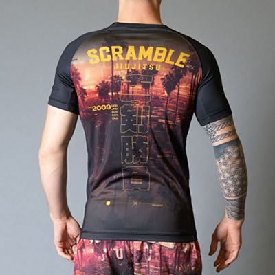 Scramble Cali Rashguard Negro