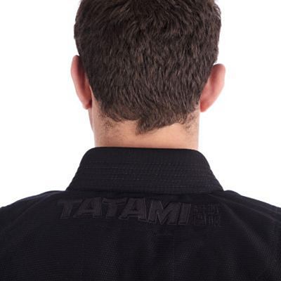 Tatami Essential Jiu Jitsu Kimono Svart