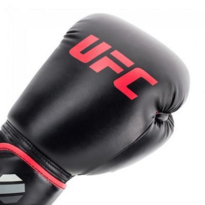 UFC Contender Muay Thai Style Boxing Gloves Svart