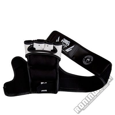 Venum Attack MMA Gloves Negro-Blanco