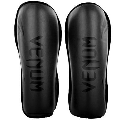 Venum Challenger Shin Guards Fekete-Fekete