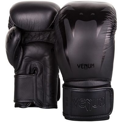 Venum Giant 3.0 Boxing Gloves Svart-Svart