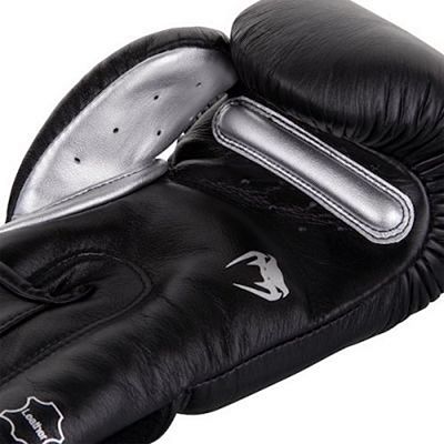 Venum Giant 3.0 Boxing Gloves Nero-Argento