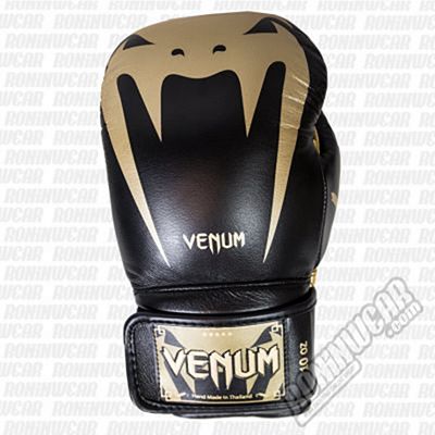 Venum Giant 3.0 Boxing Gloves Preto-Dourado