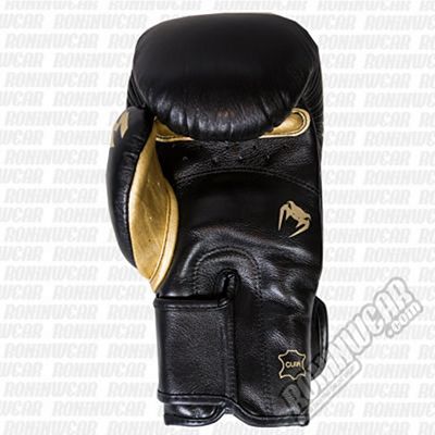 Venum Giant 3.0 Boxing Gloves Svart-Gold