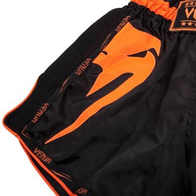 Venum Giant Muay Thai Shorts Schwarz-Orange