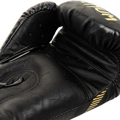 Venum Impact Boxing Gloves Preto-Dourado