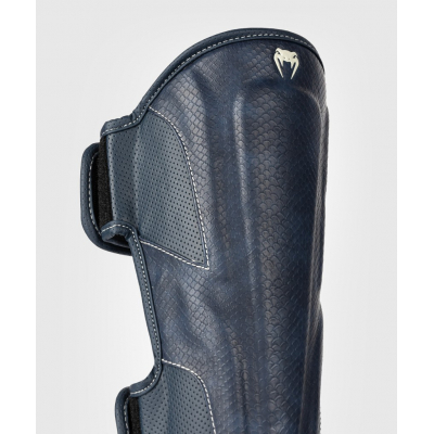 Venum Impact Evo Scales Shinguards Dunkelblau