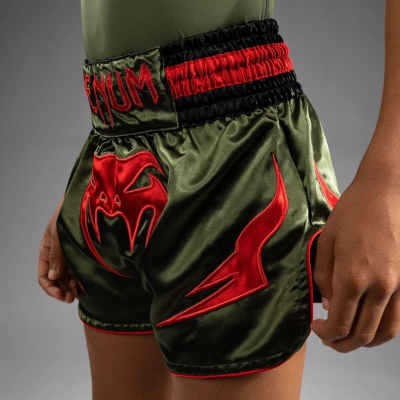 Venum Inferno Kids Muay Thai Shorts Verde