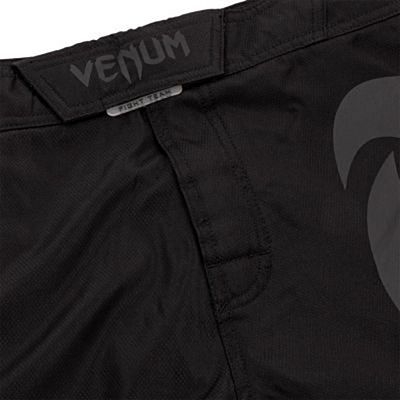 Venum Light 3.0 Fightshorts Fekete-Fekete