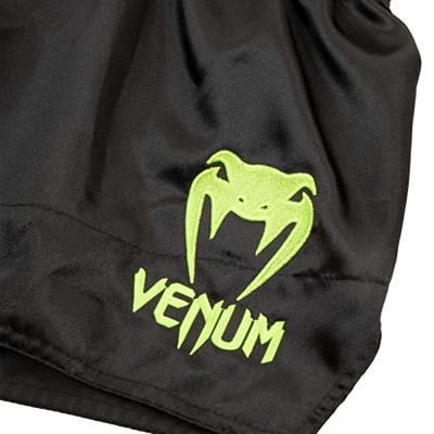 Venum Muay Thai Shorts Classic Negro-Verde