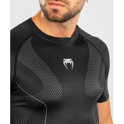 Venum Nexus SS Rashguard Black-Silver