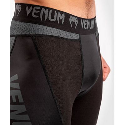 Venum ONE FC Impact Compresssion Tights Schwarz-Schwarz