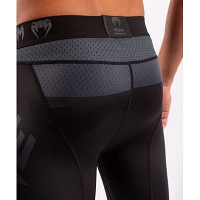 Venum ONE FC Impact Compresssion Tights Schwarz-Schwarz