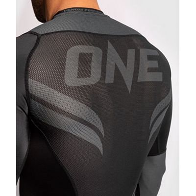 Venum ONE FC Impact Rashguard LS Noir-Noir