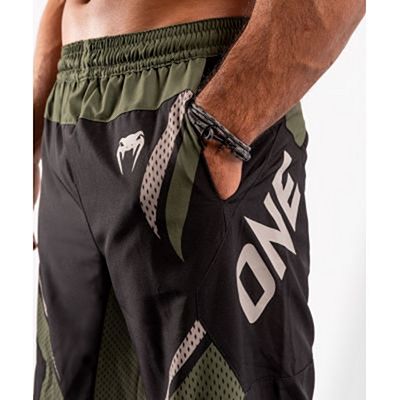 Venum ONE FC Impact Training Shorts Negro-Verde