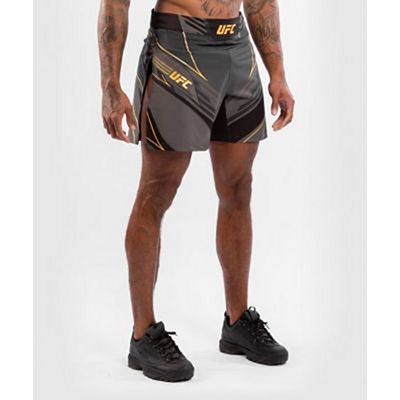 Venum UFC Authentic Fight Night Mens Gladiator Shorts Champion Black-Gold