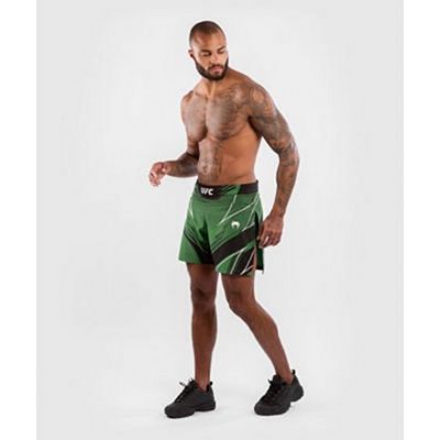 Venum UFC Authentic Fight Night Mens Gladiator Shorts Verde