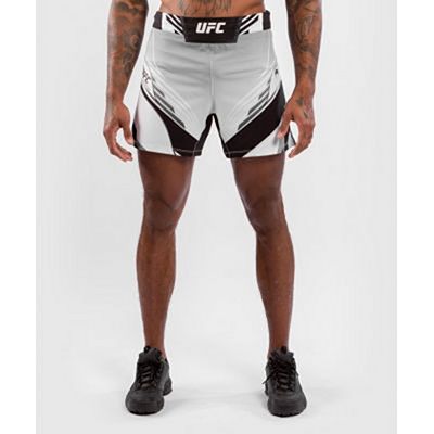 Venum UFC Authentic Fight Night Mens Short Fit Bianco