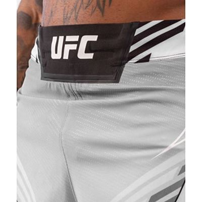 Venum UFC Authentic Fight Night Mens Short Fit Branco