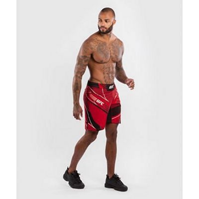 Venum UFC Authentic Fight Night Mens Shorts Long Fit Piros