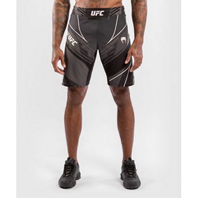 Venum UFC Authentic Fight Night Mens Shorts Long Fit Nero