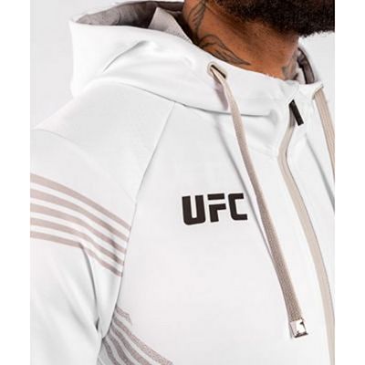 Venum UFC Authentic Fight Night Men's Walkout Hoodie Weiß