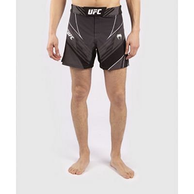 Venum UFC Pro Line Mens Shorts Schwarz