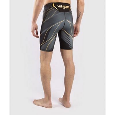 Venum UFC Pro Line Mens Vale Tudo Shorts Fekete-Arany