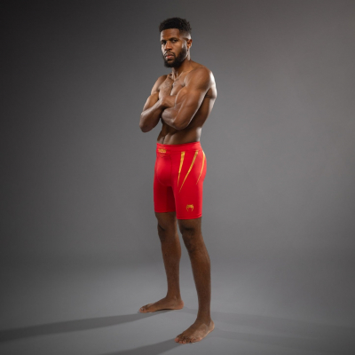 Venum X WOW FC Vale Tudo Shorts Rouge-Or