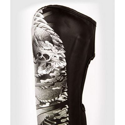 Venum YKZ21 Shinguards Negro-Negro