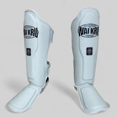 Wai Kru Thai Shinguard Pro Semi Leather SG-2 Weiß