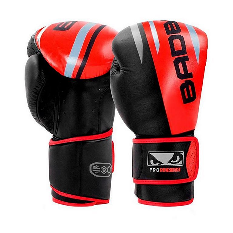 Boxhandschuhe Bad Boy Pro Serie Advanced Schwarz-Weiß