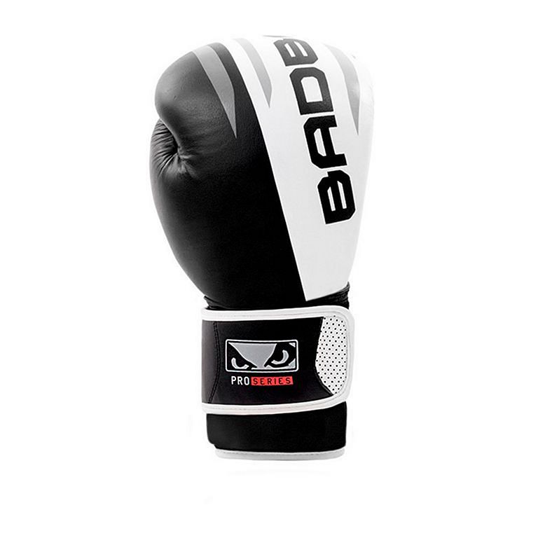 Boxhandschuhe Bad Boy Pro Serie Advanced Schwarz-Weiß